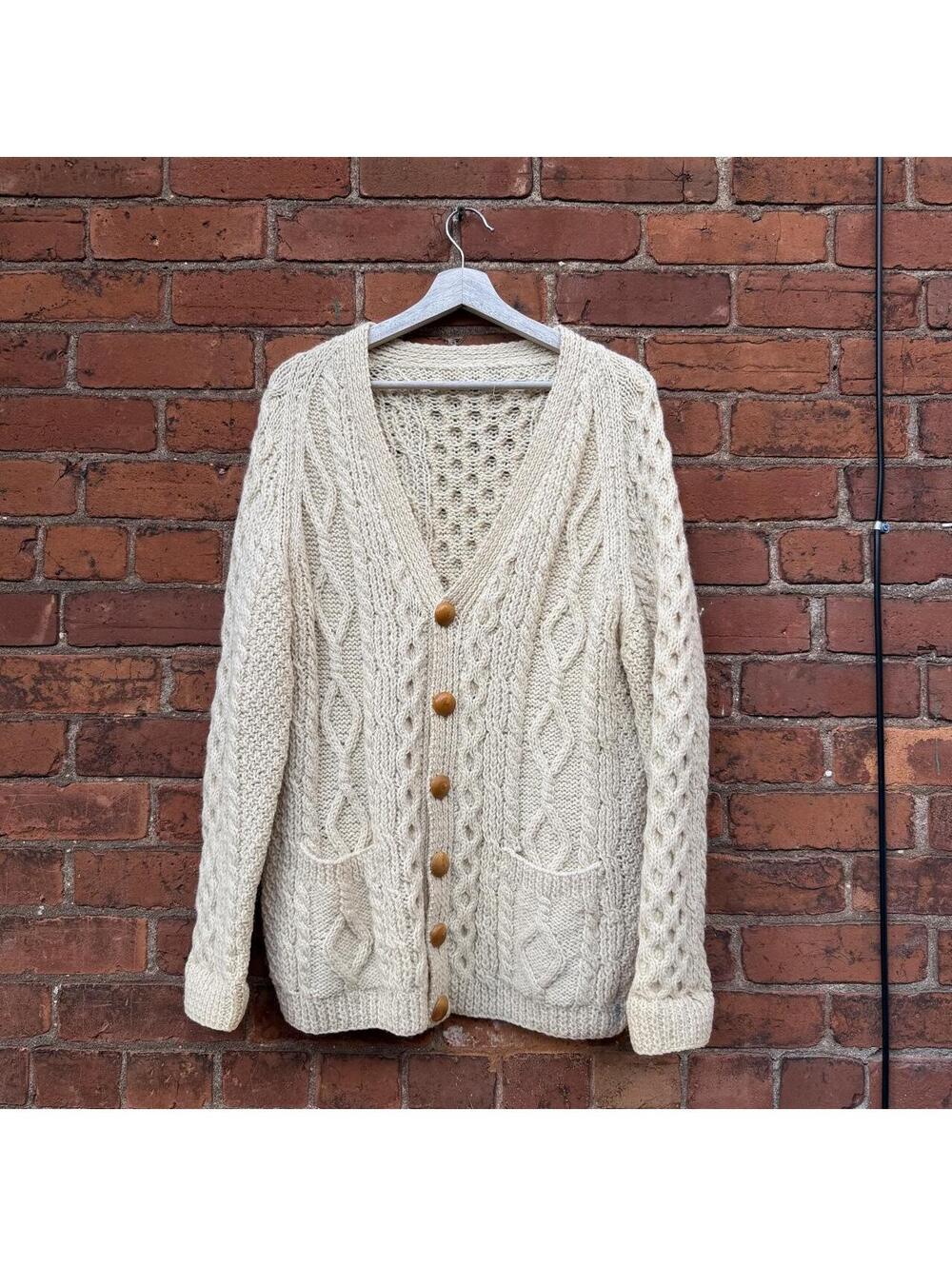 vintage cable knit button up cardigan 80s/90s M/L